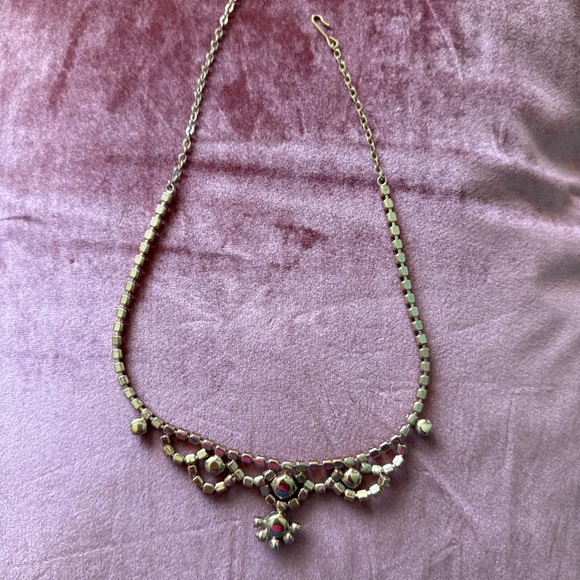 Jewels of Distinction for My Favorite Lady- Aurora Borealis set - Picture 4 of 5